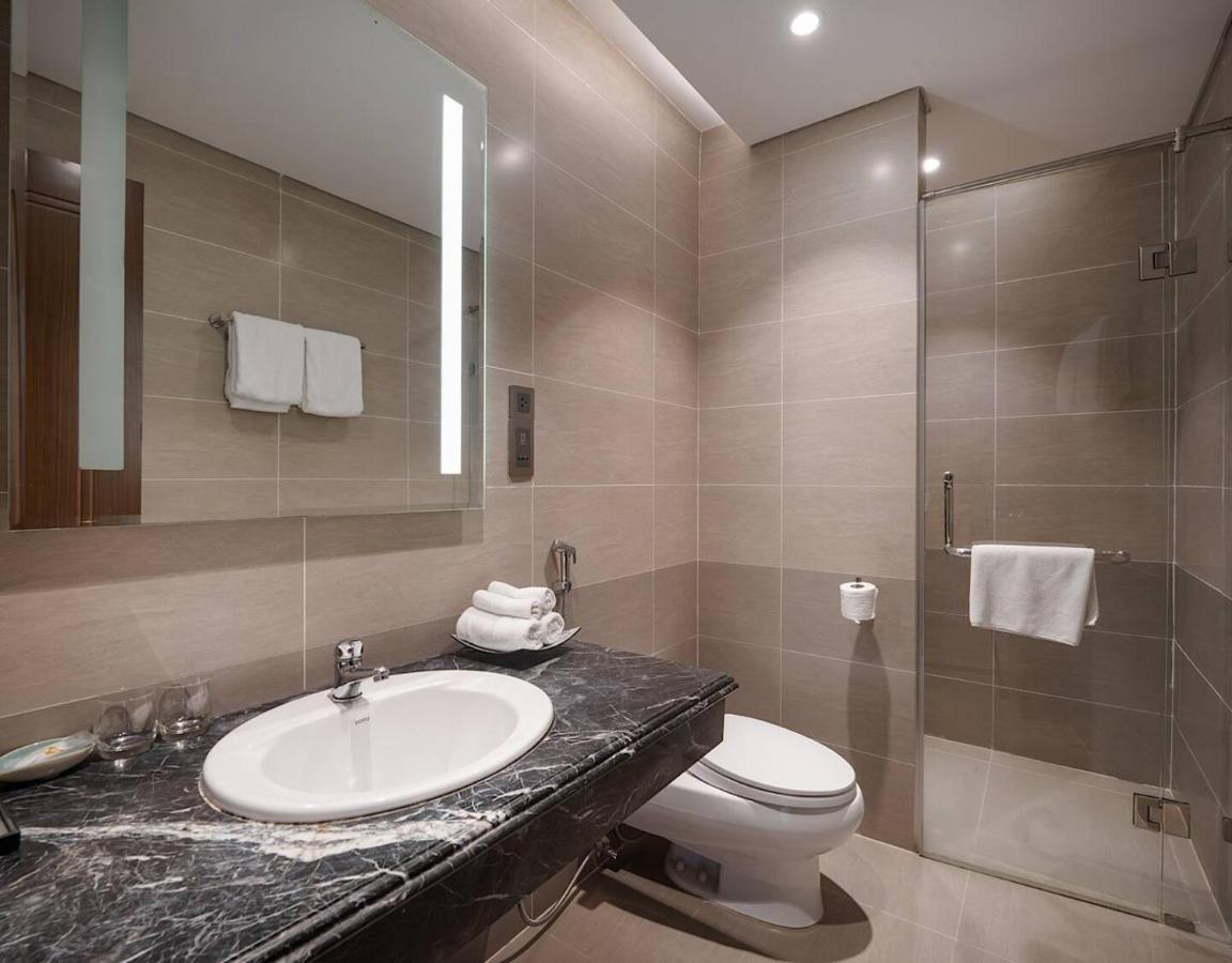 Luxury Apartment - Rooftop Swimming Pool - Beach Front - Hinata Apartment Da Nang Eksteriør billede