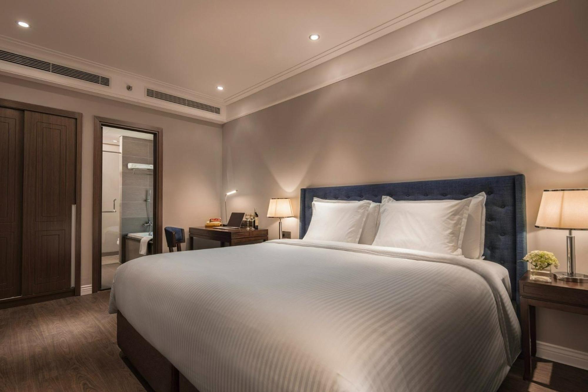 Luxury Apartment - Rooftop Swimming Pool - Beach Front - Hinata Apartment Da Nang Eksteriør billede