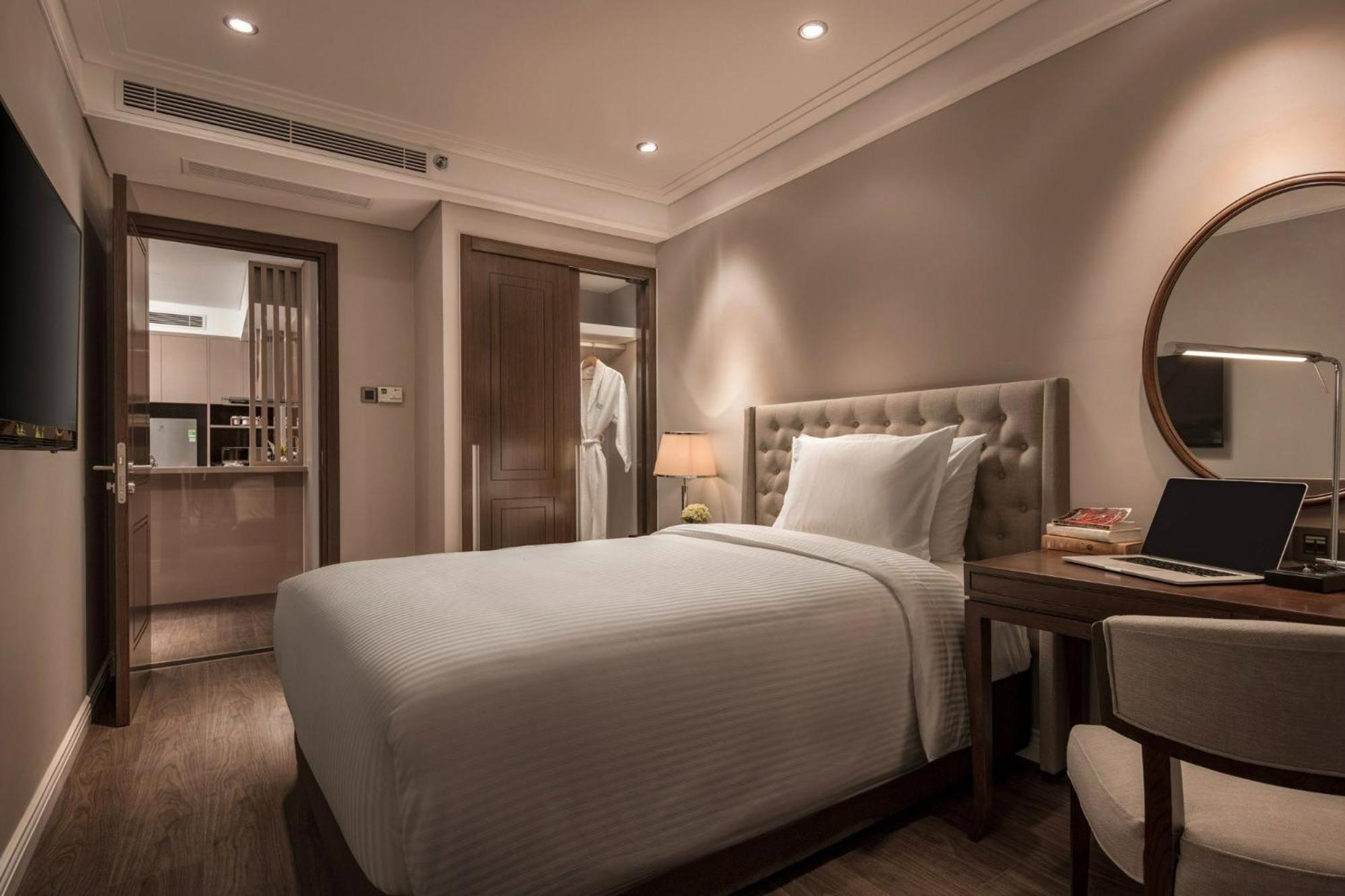 Luxury Apartment - Rooftop Swimming Pool - Beach Front - Hinata Apartment Da Nang Eksteriør billede