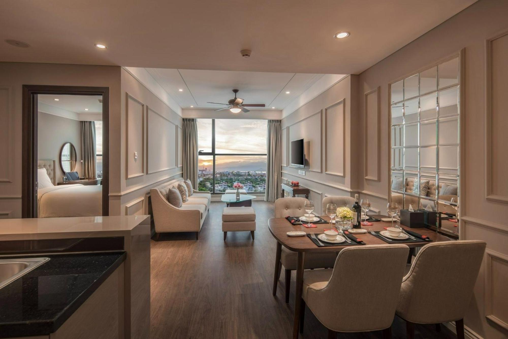 Luxury Apartment - Rooftop Swimming Pool - Beach Front - Hinata Apartment Da Nang Eksteriør billede