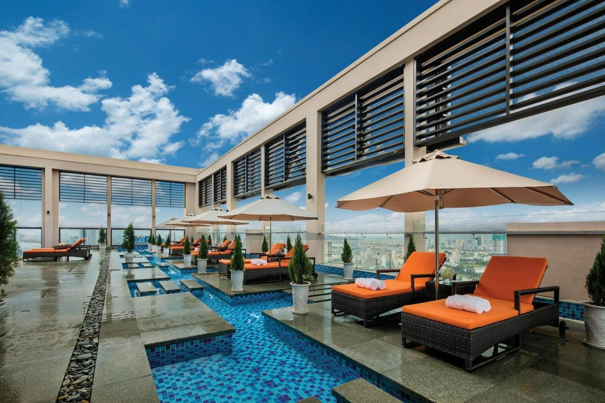 Luxury Apartment - Rooftop Swimming Pool - Beach Front - Hinata Apartment Da Nang Eksteriør billede