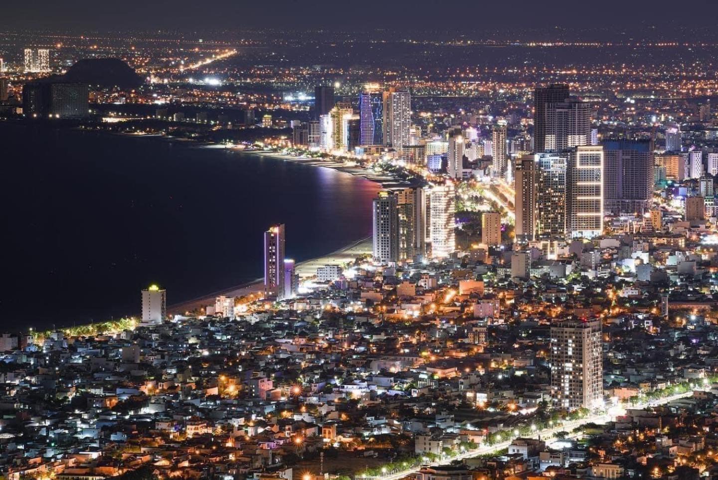 Luxury Apartment - Rooftop Swimming Pool - Beach Front - Hinata Apartment Da Nang Eksteriør billede